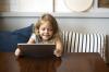 Как да спаси детето от пристрастяването към Интернет: 5 съвета за родители
