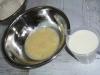 Вкусна закуска: палачинки с кисело мляко със сгъстено мляко