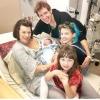 Мила Йовович роди третото си дете: в мрежата беше показано щастливо семейство