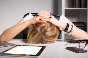 Как бързо да се освободите от стреса в офиса: 5 полезни начини