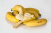 Защо никога не трябва да изхвърляте банановите кори