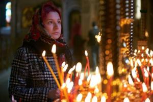 Какво свещ вика препълнен попада: знаци върху църковни свещи