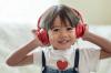 Д-р Комаровски разказа как да изберем безопасни слушалки за дете