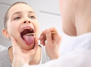 Увеличени лимфни възли в детето: 7 възможни причини и лечения