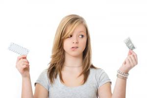Митове и истината за хормонални контрацептиви, независимо дали те са опасни за нашето здраве