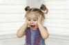 Детето блъска главата си: какво да правя? Съвети на невролога