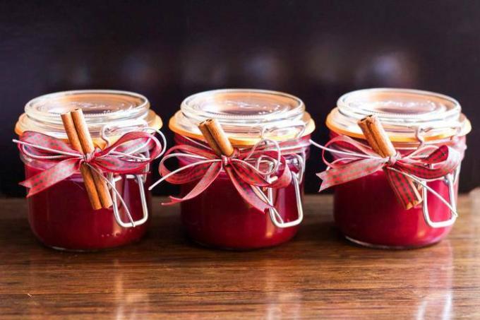 Рецепта за конфитюр от ягоди стъпка по стъпка: основните тайни на готвенето
